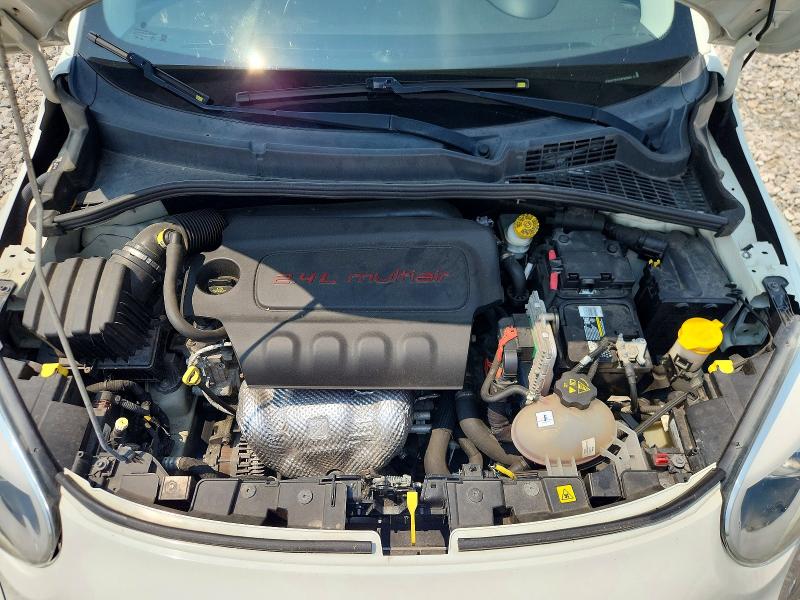 Photo 11 from auction – 2016 FIAT 500X with VIN ZFBCFYDT3GP365680