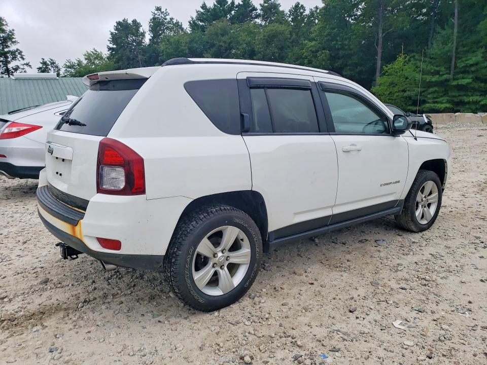 Photo 3 from auction – 2014 JEEP COMPASS with VIN 1C4NJDBB2ED510522