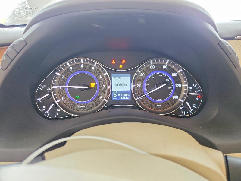 Photo 9 from auction – 2014 INFINITI QX80 with VIN JN8AZ2ND6E9750723