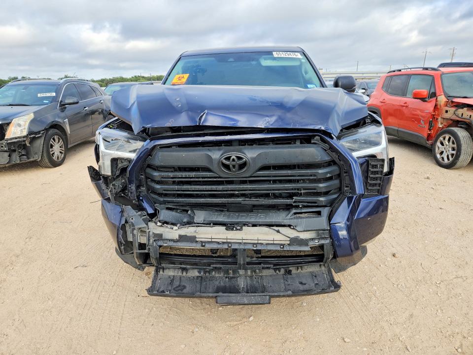 Photo 5 from auction – 2024 TOYOTA TUNDRA with VIN 5TFLA5DB2RX159724