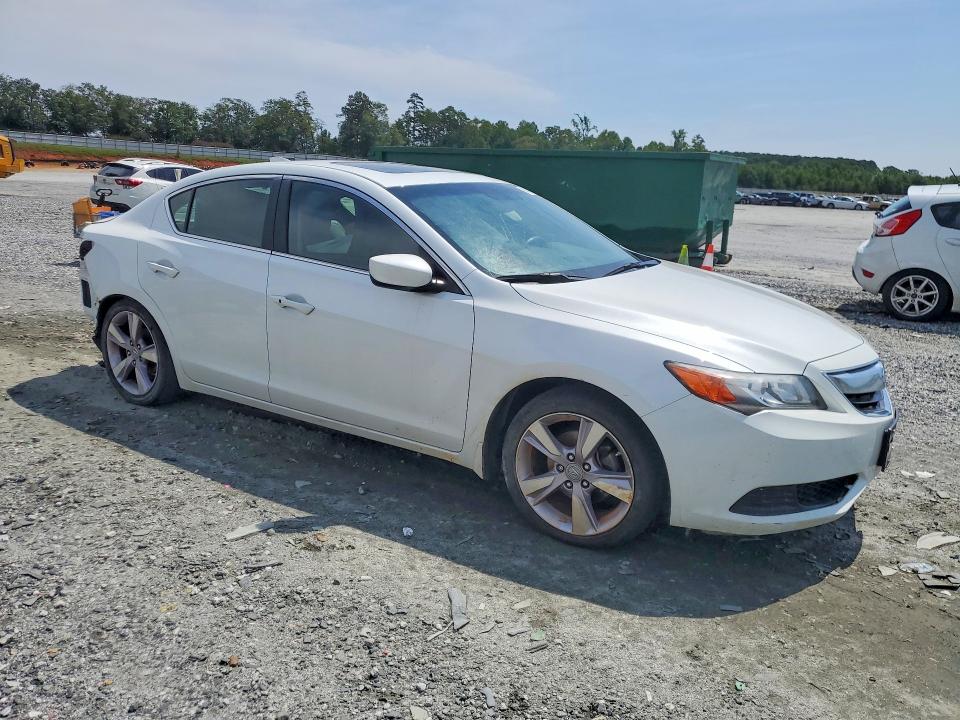 Photo 4 from auction – 2014 ACURA ILX with VIN 19VDE1F38EE006162