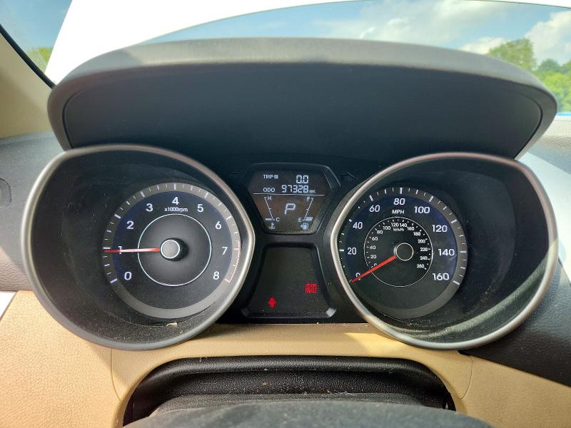 Снимка 9 от търг – 2013 HYUNDAI ELANTRA с VIN 5NPDH4AE8DH376885