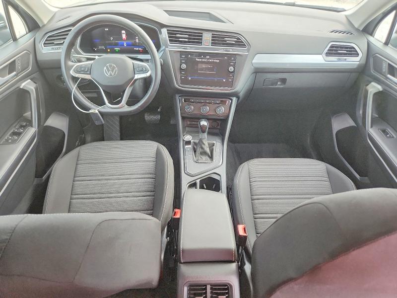 Снимка 8 от търг – 2024 VOLKSWAGEN TIGUAN с VIN 3VVRB7AX6RM228411