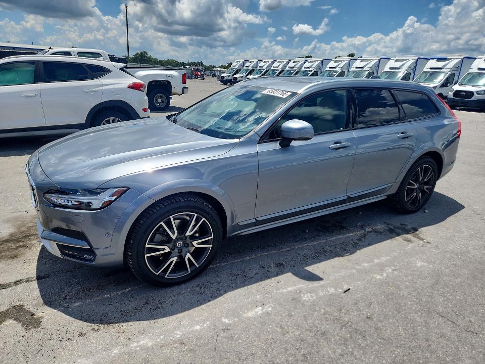 2017 VOLVO V90 CROSS COUNTRY - Търг №65831766