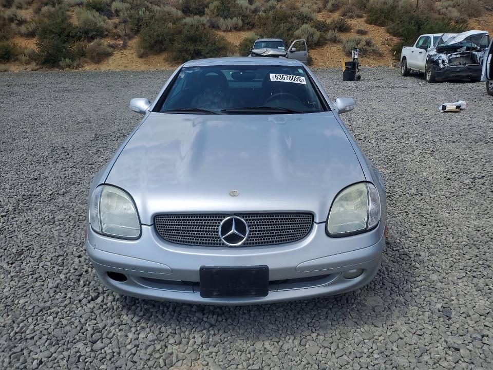 Photo 5 from auction – 2002 MERCEDES-BENZ SLK with VIN WDBKK49FX2F262396