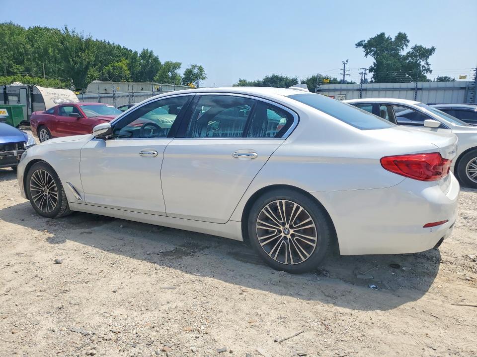 Снимка 2 от търг – 2017 BMW 530 с VIN WBAJA7C31HG906593