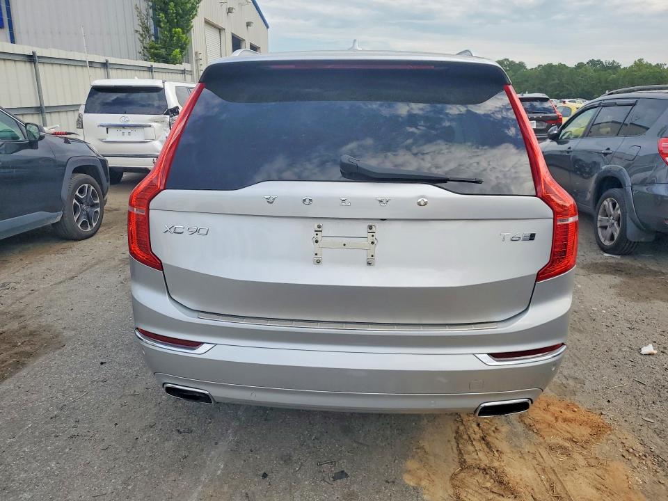 Photo 6 from auction – 2016 VOLVO XC90 with VIN YV4A22PLXG1042381