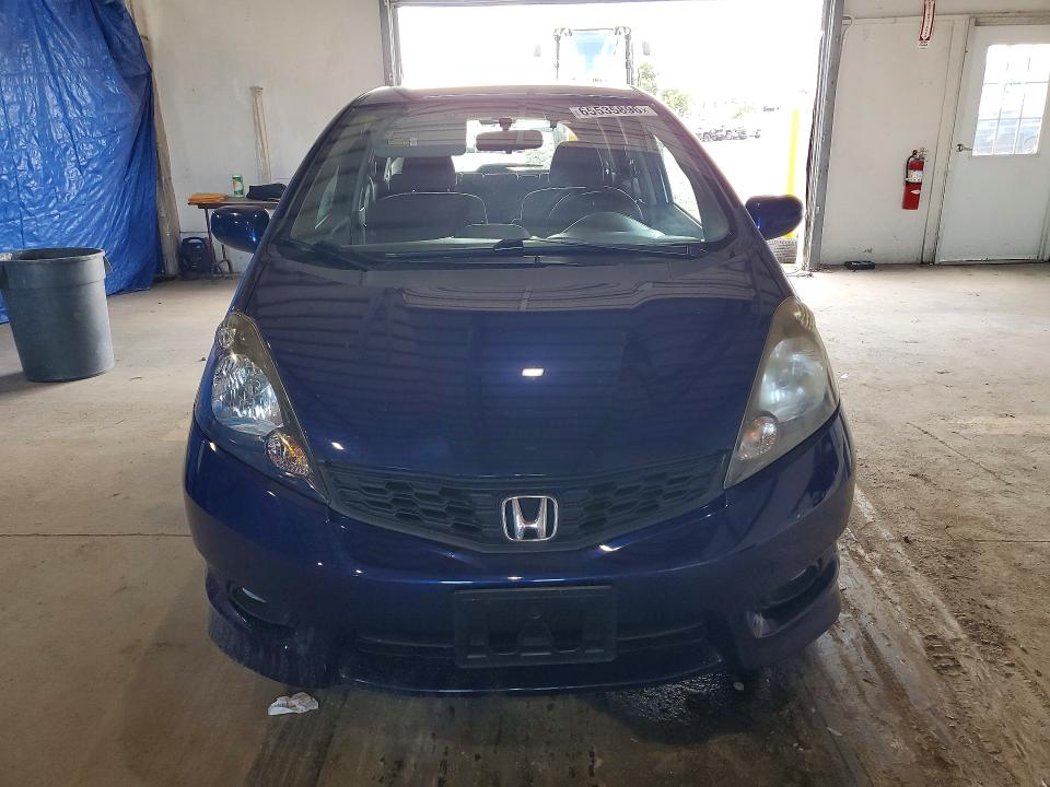 Photo 5 from auction – 2013 HONDA FIT with VIN JHMGE8H54DC008362