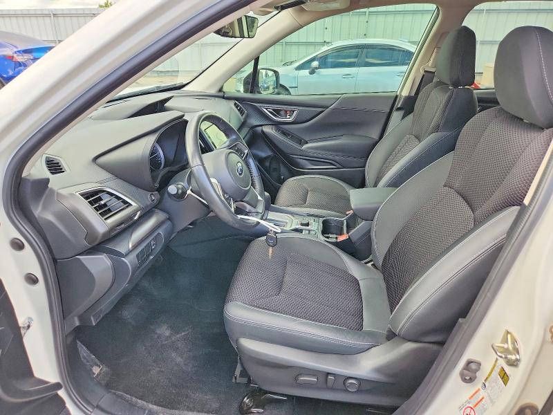 Photo 7 from auction – 2019 SUBARU FORESTER with VIN JF2SKAEC0KH409150