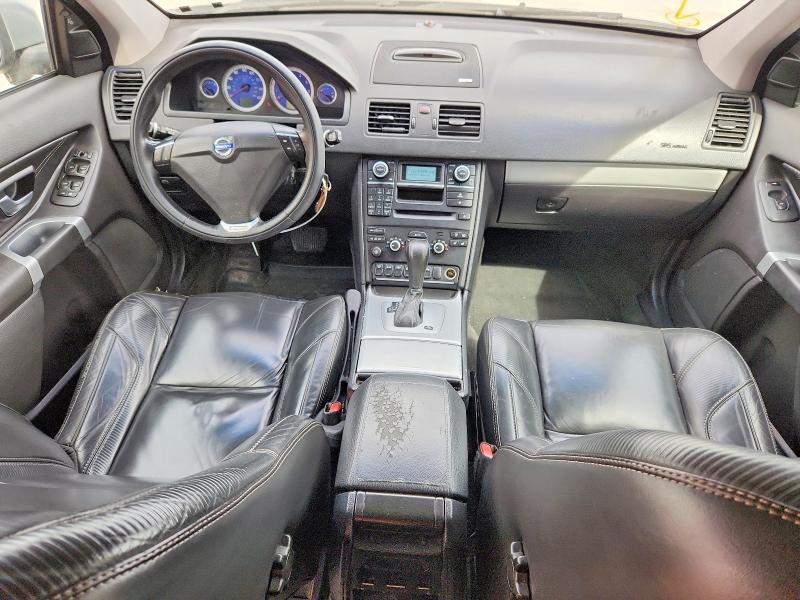 Photo 8 from auction – 2013 VOLVO XC90 with VIN YV4952CT0D1668128