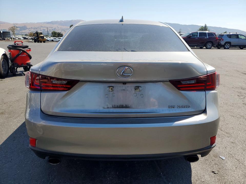 Photo 6 from auction – 2014 LEXUS IS with VIN JTHBF1D23E5037724