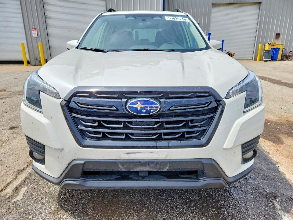 Photo 5 from auction – 2023 SUBARU FORESTER with VIN JF2SKADC5PH448583