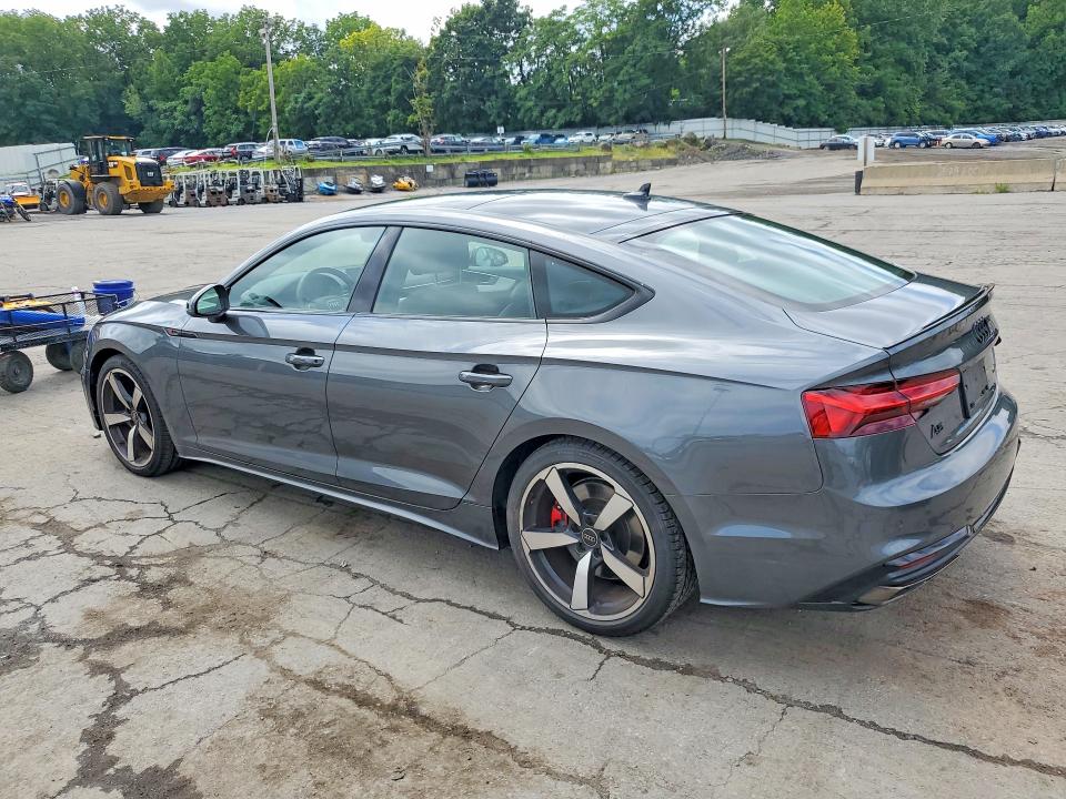 Zdjęcie 2 z aukcji – 2024 AUDI A5 z VIN WAUFACF53RA066445