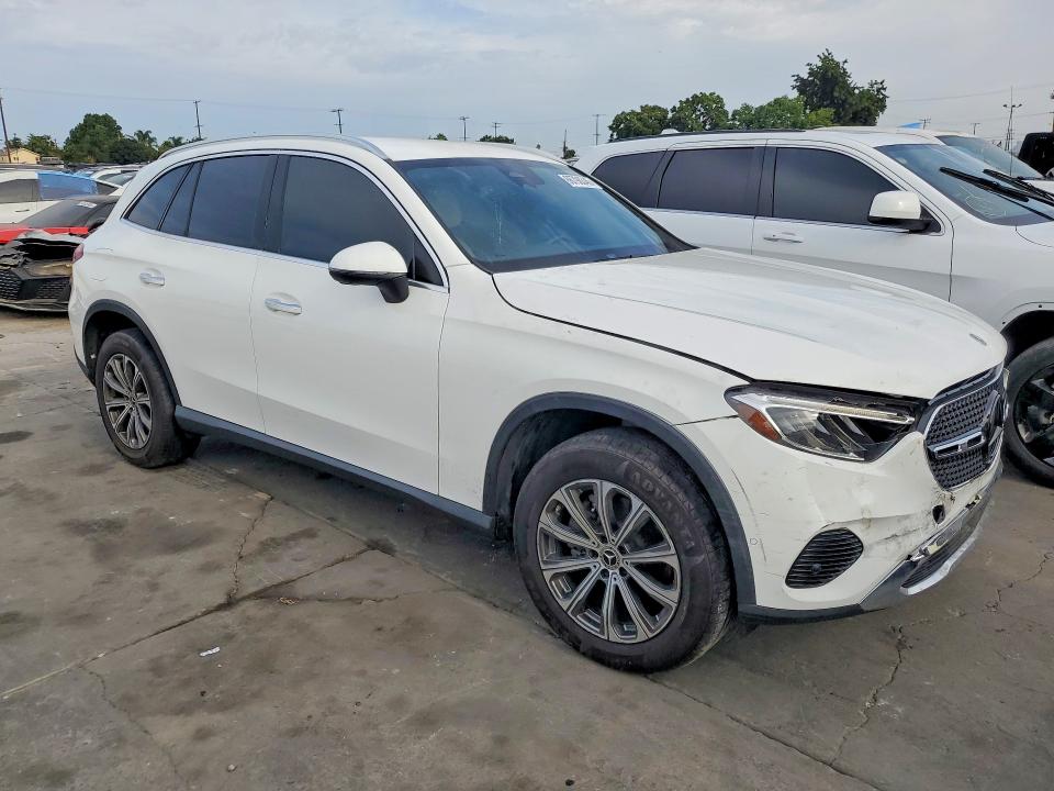 Снимка 4 от търг – 2023 MERCEDES-BENZ GLC с VIN W1NKM4GB5PU033521