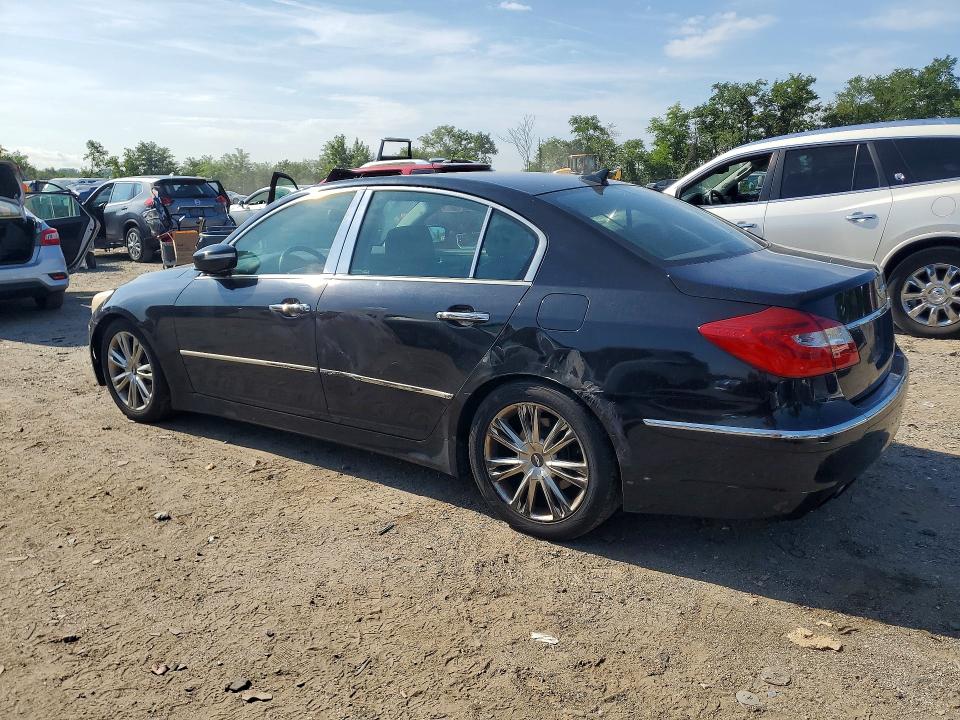 Photo 2 from auction – 2012 HYUNDAI GENESIS with VIN KMHGC4DD1CU167793
