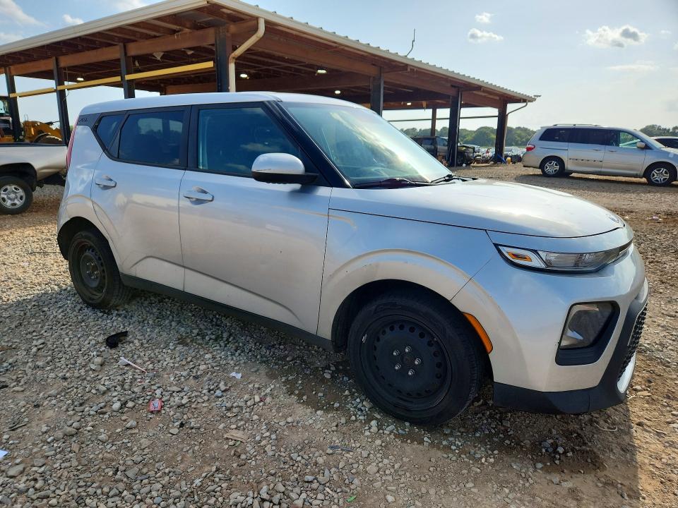 Photo 4 from auction – 2020 KIA SOUL with VIN KNDJ23AU5L7098472