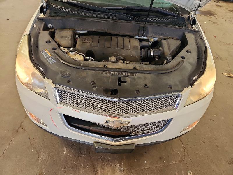 Photo 12 from auction – 2011 CHEVROLET TRAVERSE with VIN 1GNKRLED2BJ170991