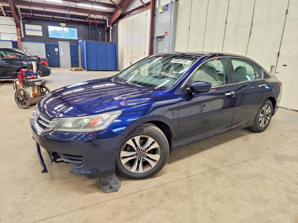 HONDA ACCORD 2013 with VIN 1HGCR2F33DA143137 - Photo from auction