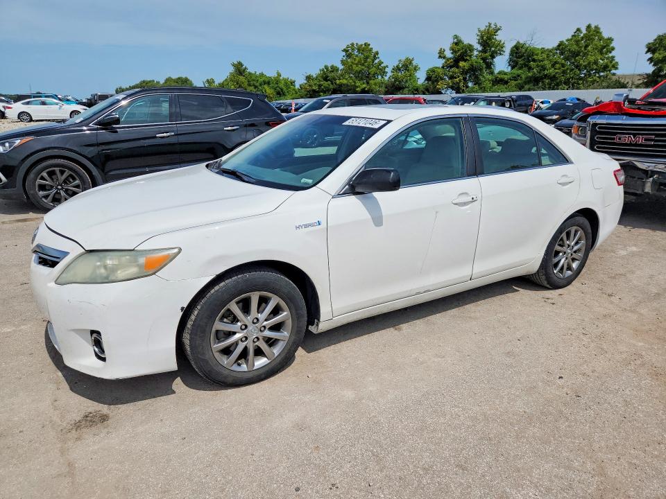 2011 TOYOTA CAMRY - Търг №65121046