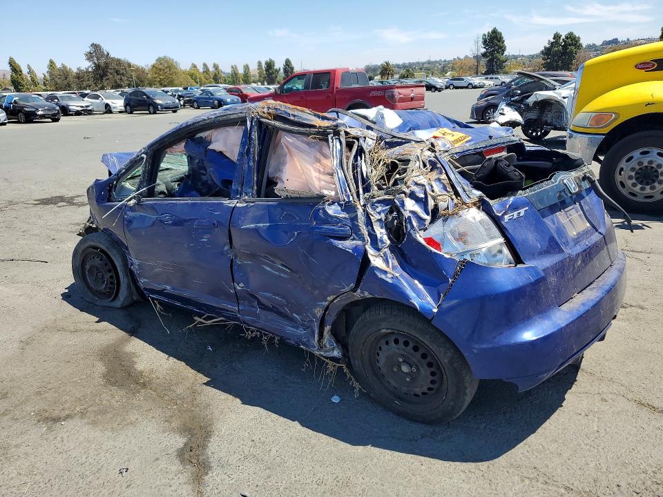 Photo 2 from auction – 2010 HONDA FIT with VIN JHMGE8G29AC023989