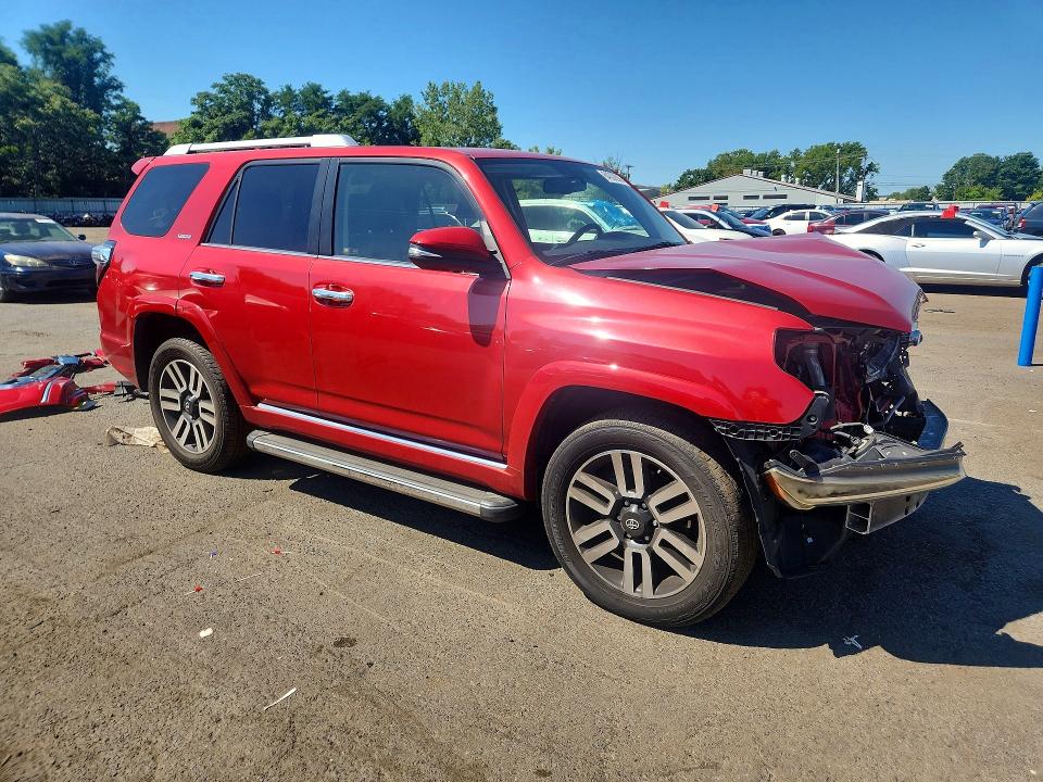Photo 4 from auction – 2014 TOYOTA 4RUNNER with VIN JTEBU5JR7E5160535