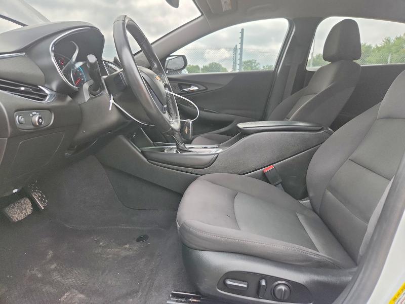 Photo 7 from auction – 2017 CHEVROLET MALIBU with VIN 1G1ZE5ST0HF165741