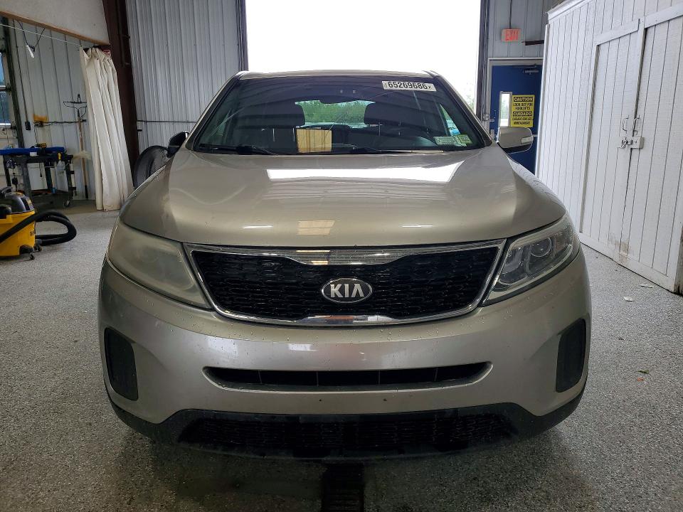Photo 5 from auction – 2014 KIA SORENTO with VIN 5XYKT3A64EG467881