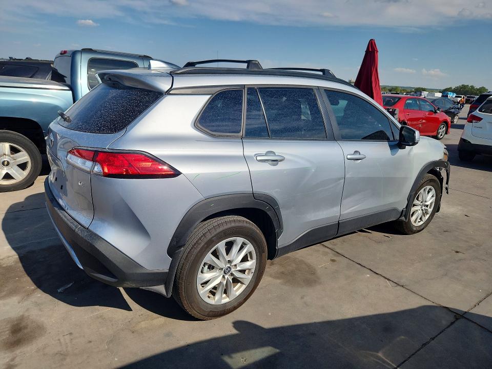 Photo 3 from auction – 2024 TOYOTA COROLLA CROSS with VIN 7MUCAAAG5RV113017