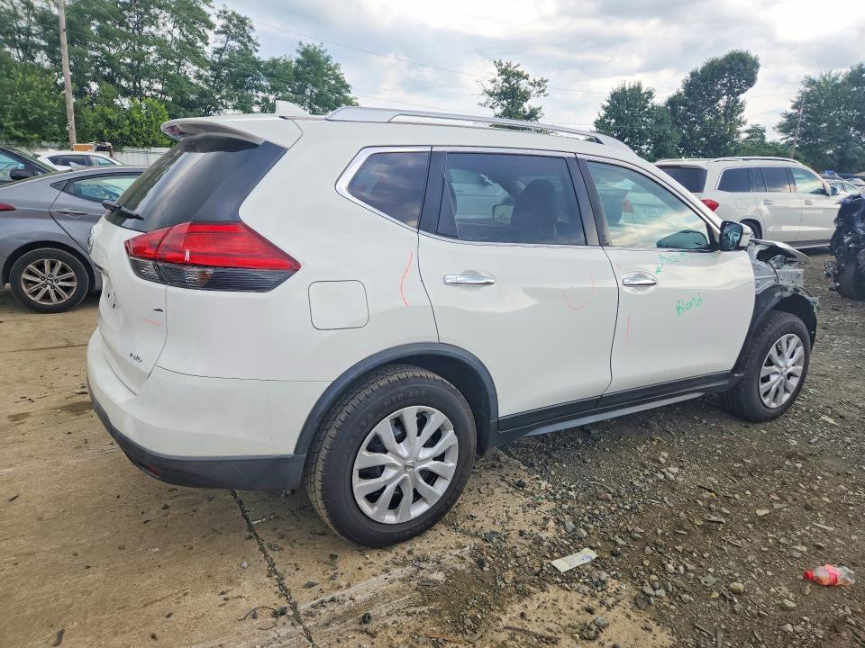 Photo 3 from auction – 2017 NISSAN ROGUE with VIN JN8AT2MV3HW013545