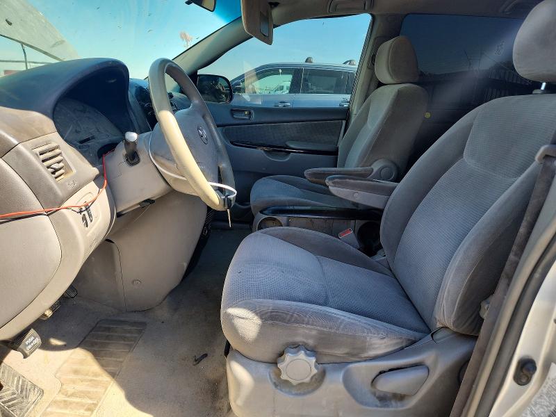 Photo 7 from auction – 2004 TOYOTA SIENNA with VIN 5TDZA23C14S121466