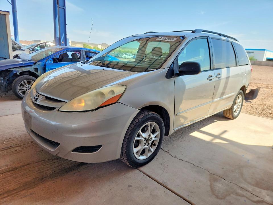 Photo 1 from auction – 2006 TOYOTA SIENNA with VIN 5TDBA23C06S057649