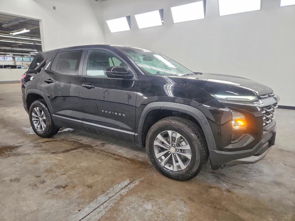Photo 4 from auction – 2026 CHEVROLET EQUINOX with VIN 3GNAXPEG4TL447296