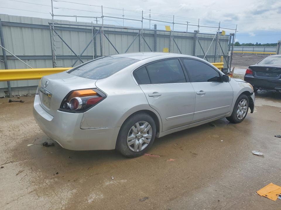 Photo 3 from auction – 2010 NISSAN ALTIMA with VIN 1N4AL2AP4AN426917