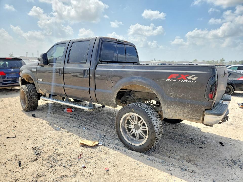 Photo 2 from auction – 2005 FORD F250 with VIN 1FTSW21P85EA73643