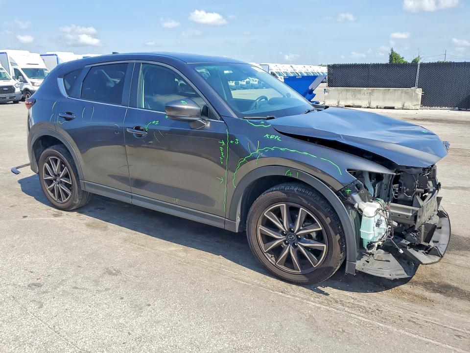 Photo 4 from auction – 2018 MAZDA CX-5 with VIN JM3KFACM6J1402958