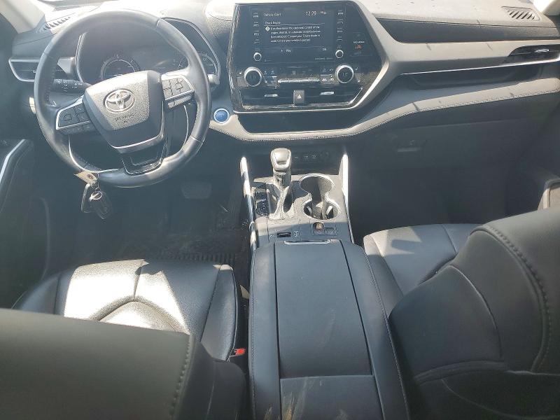 Zdjęcie 8 z aukcji – 2021 TOYOTA HIGHLANDER z VIN 5TDGBRCH2MS517012