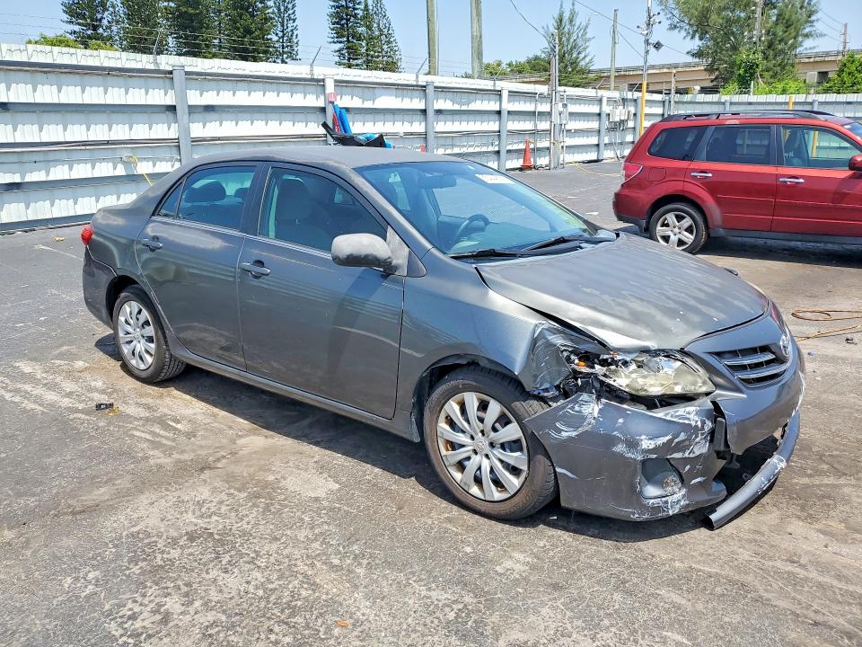Photo 4 from auction – 2013 TOYOTA COROLLA with VIN 2T1BU4EE3DC127250