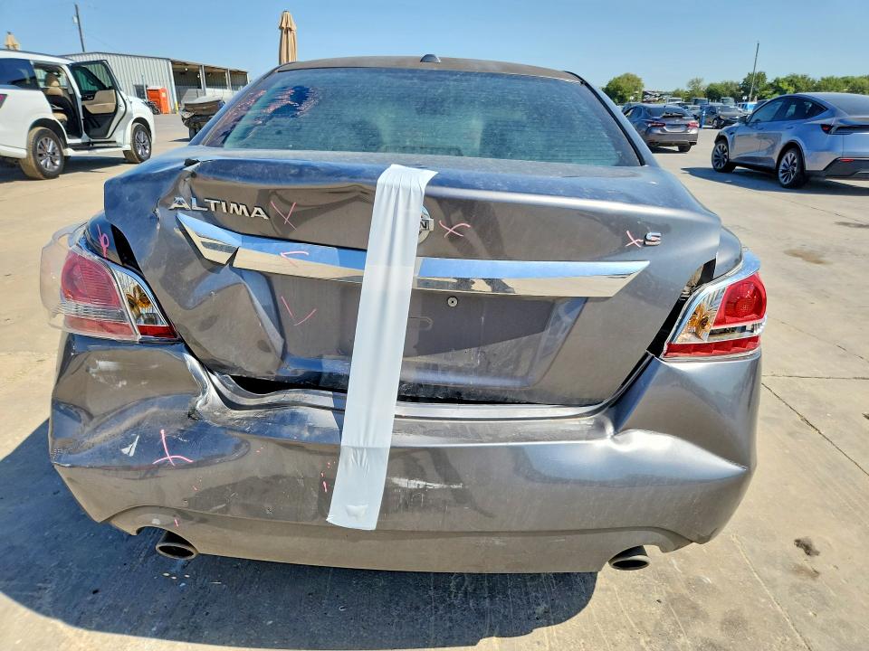 Photo 6 from auction – 2015 NISSAN ALTIMA with VIN 1N4AL3AP4FN879495