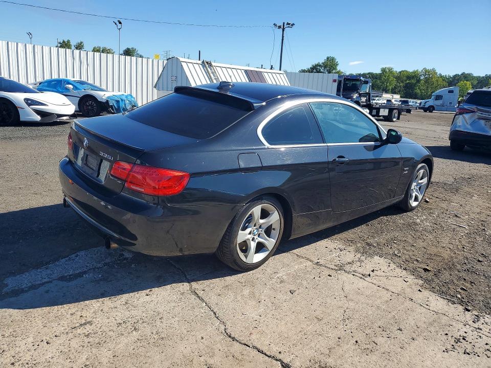 Photo 3 from auction – 2011 BMW 335 with VIN WBAKF9C57BE619846