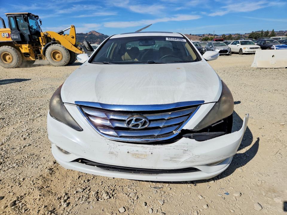 Foto 5 de la subasta – 2013 HYUNDAI SONATA con VIN 5NPEC4ACXDH804750