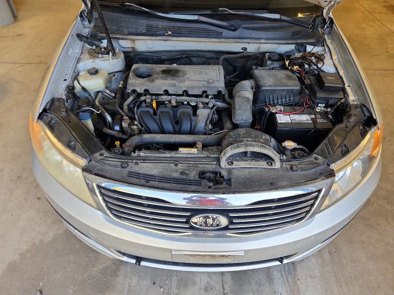 Photo 11 from auction – 2009 KIA OPTIMA with VIN KNAGE228095351082