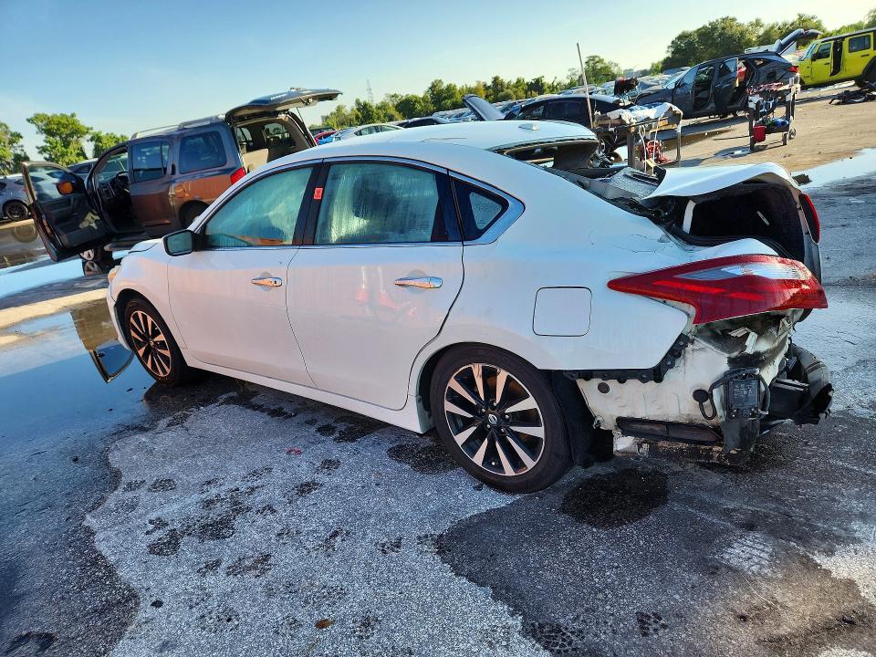 Photo 2 from auction – 2018 NISSAN ALTIMA with VIN 1N4AL3AP3JC161229