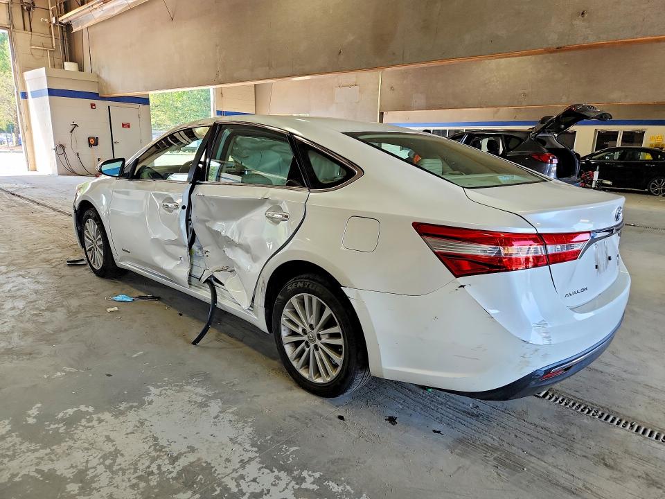 Photo 2 from auction – 2013 TOYOTA AVALON HYBRID with VIN 4T1BD1EB7DU013013