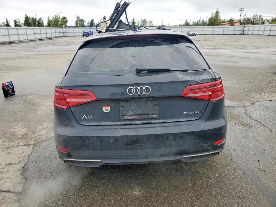 Photo 6 from auction – 2017 AUDI A3 with VIN WAUTPBFFXHA044073