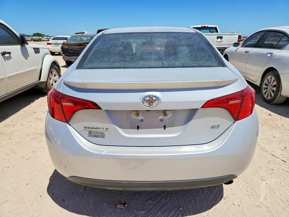 Снимка 6 от търг – 2018 TOYOTA COROLLA с VIN 2T1BURHE9JC073067