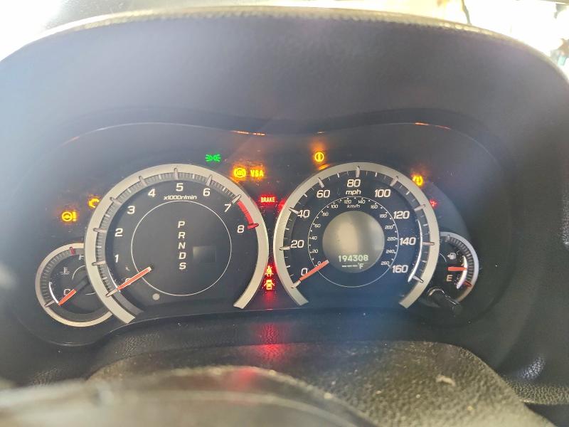 Photo 9 from auction – 2009 ACURA TSX with VIN JH4CU26609C008604