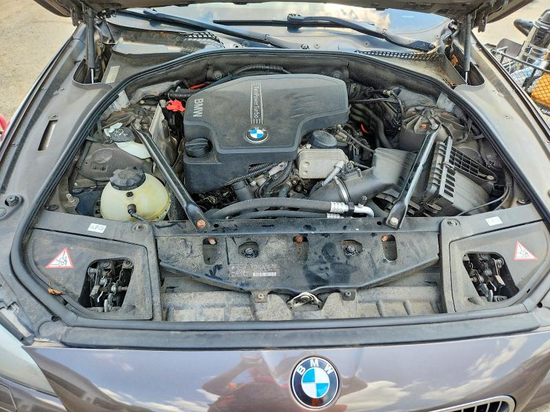 Photo 11 from auction – 2013 BMW 528 with VIN WBAXH5C57DD111443