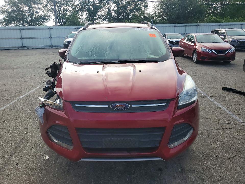 Photo 5 from auction – 2016 FORD ESCAPE with VIN 1FMCU0GX1GUA94991