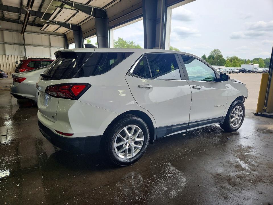 Photo 3 from auction – 2023 CHEVROLET EQUINOX with VIN 3GNAXKEG4PL120910