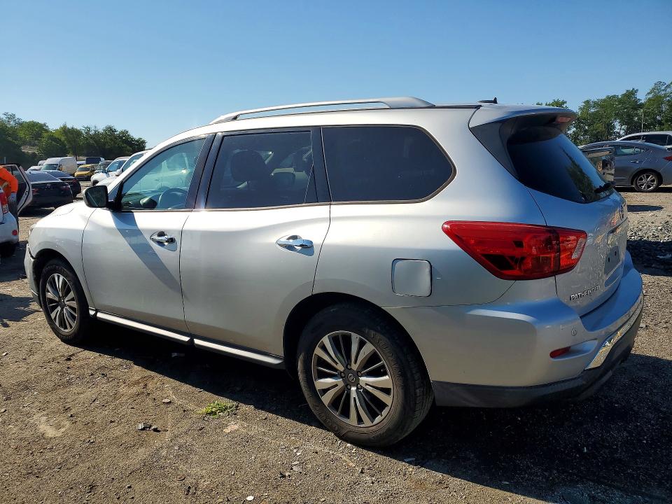 Photo 2 from auction – 2017 NISSAN PATHFINDER with VIN 5N1DR2MN9HC664070